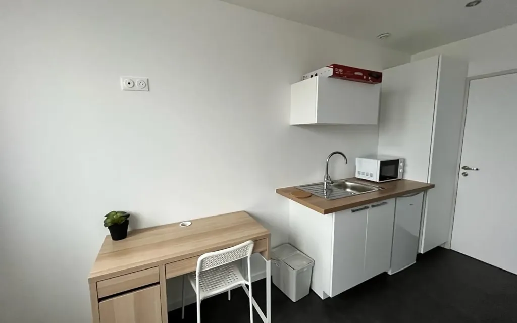 Cuisine - Studio Meublé avec Ascenseur à Vandoeuvre-lès-Nancy