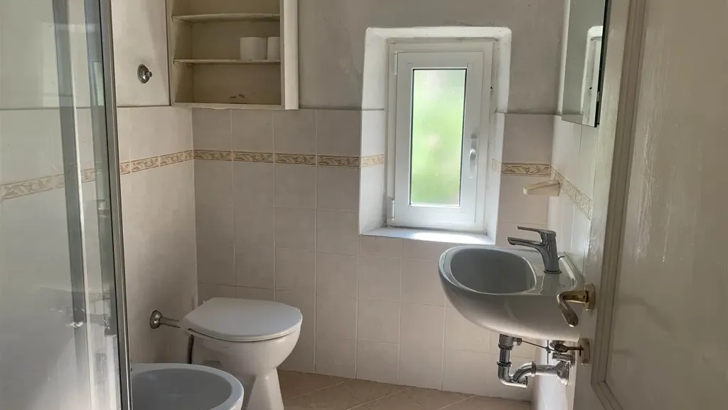 Vannitoad - Terrace Flat in Medieval Village, Rufina