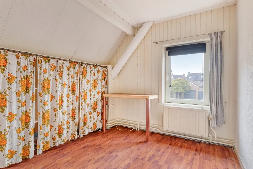 5-room house in Nieuw-vossemeer
