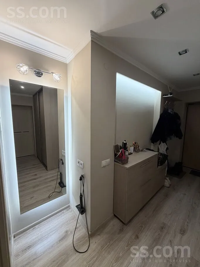 Esik - Apartment with Custom Kitchen in Valmiera