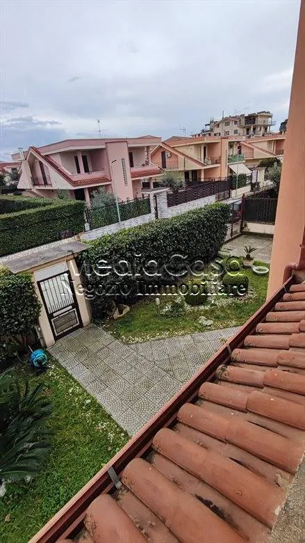 Jardin - Elegant Villa with Private Garden in Teverola