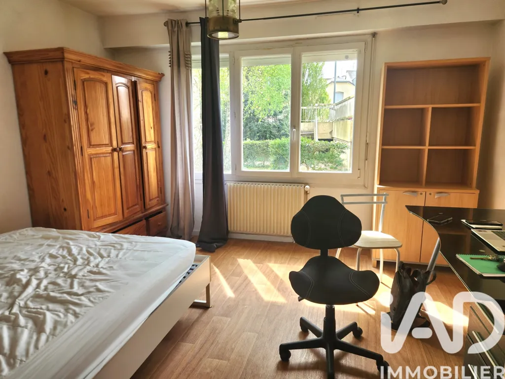 Chambres - Appartement avec Vue Dégagée à Rennes