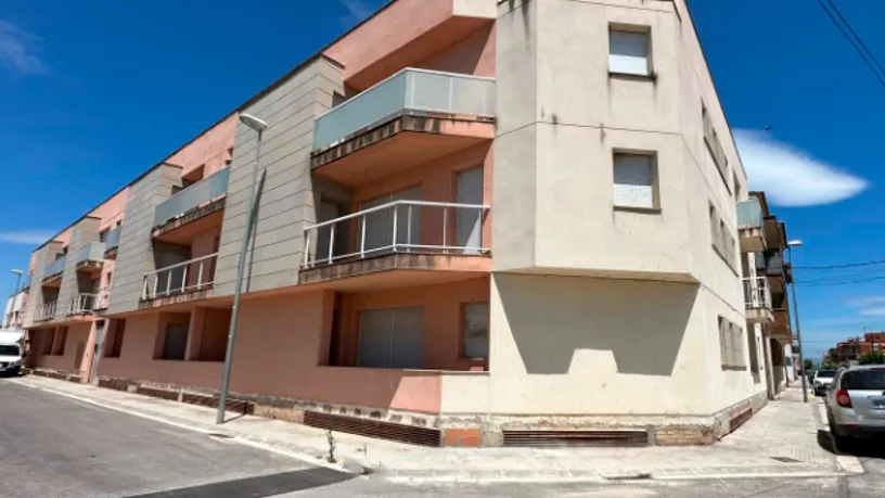 Esterno - Unfinished Apartment Building in Deltebre