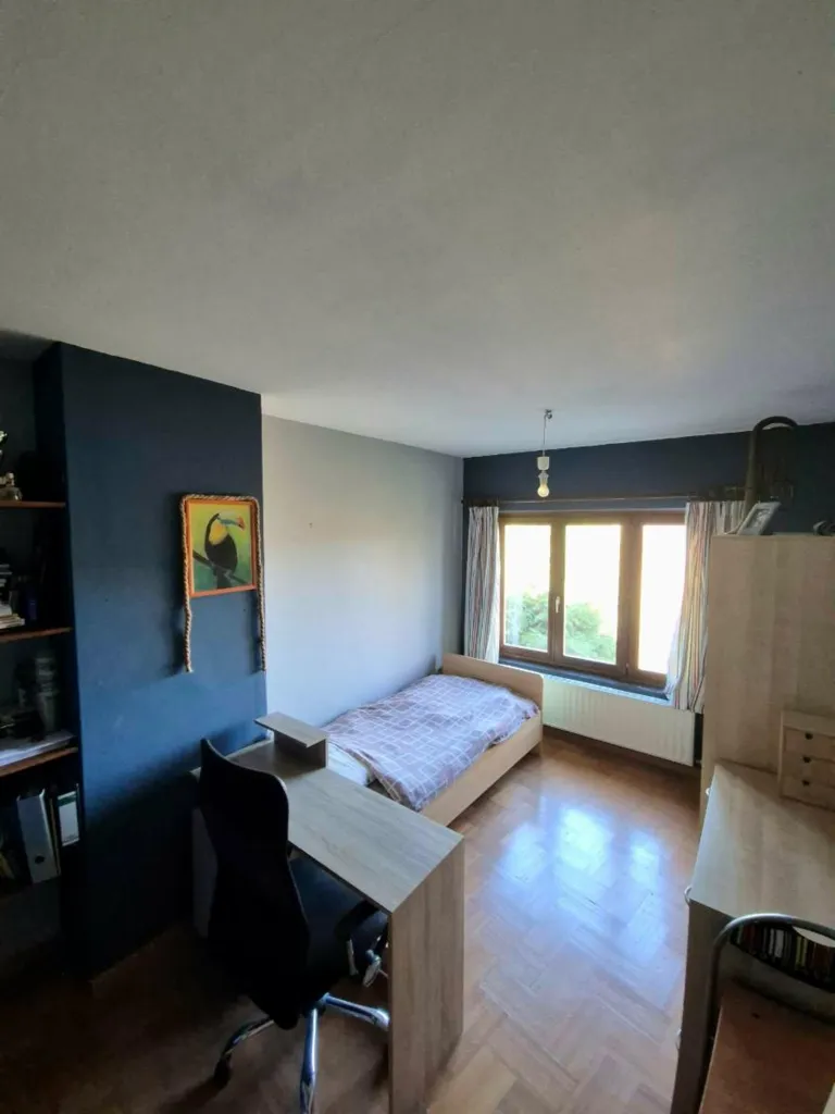 Chambres - Maison 3 Façades avec Jardin à Pondrome