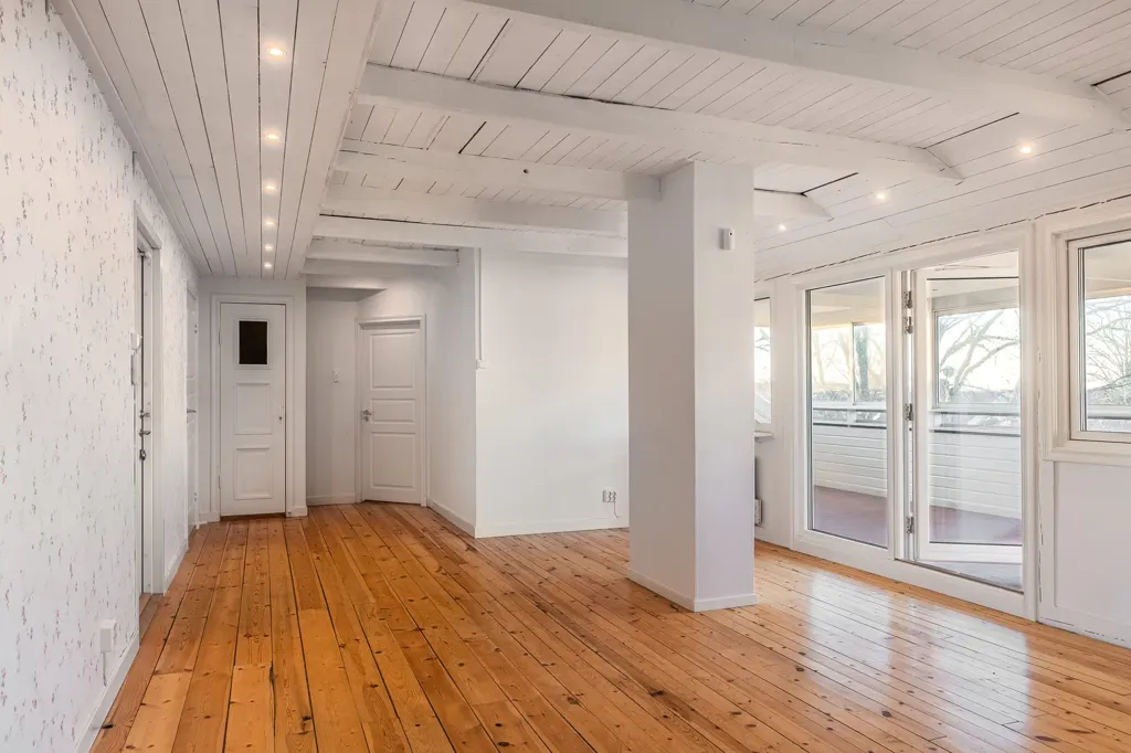 Elutuba - Apartment with Balcony in Alunda