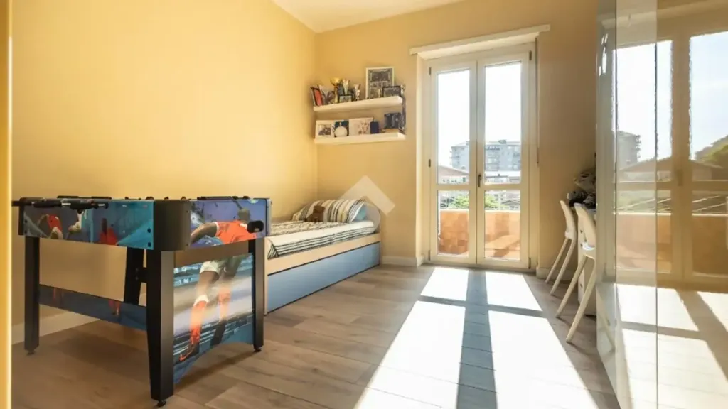Chambres - Modernised Apartment with Balcony in Turin