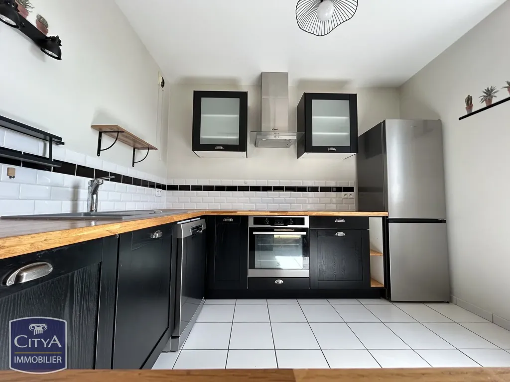 Cuisine - Appartement Lumineux avec Ascenseur au Nord - Gare