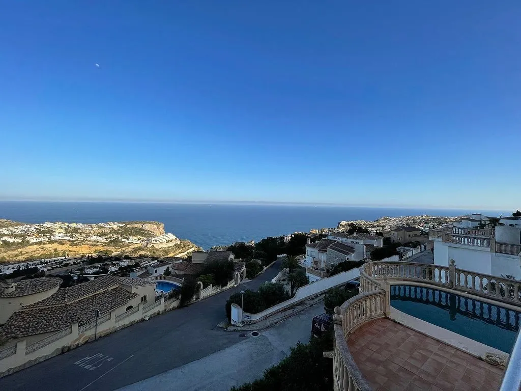 Balcon - Traditional Villa with Sea View in Cumbre del Sol