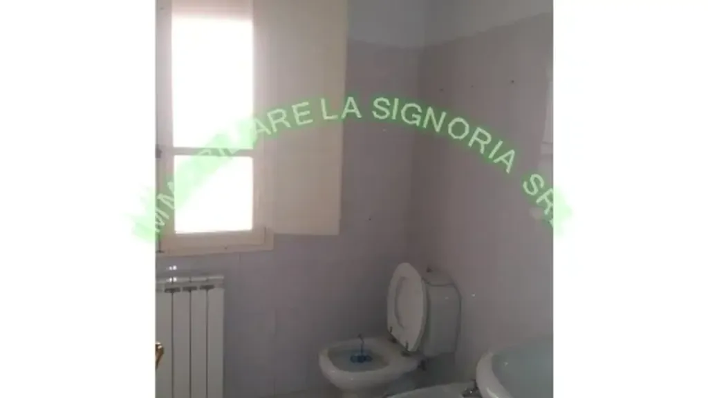 Bagni - Appartamento con balcone nel centro di Firenze
