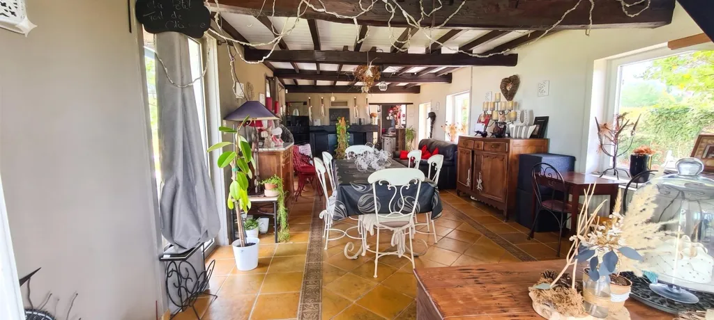 Sala da pranzo - Charming Chaumière with Panoramic Views near Renescure