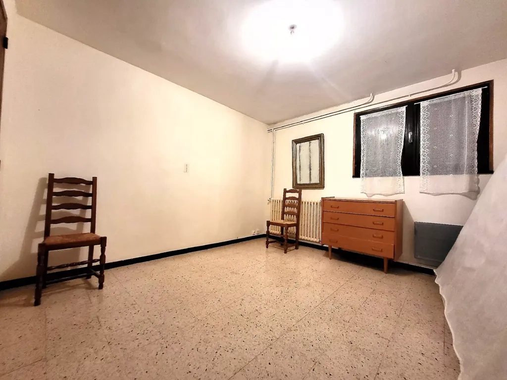 Magamistoad - Spacious Villa with Garden in Quissac