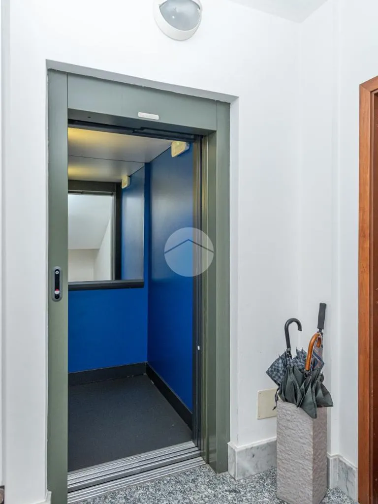 Hallway - Apartment with Balcony in Giaveno Centre