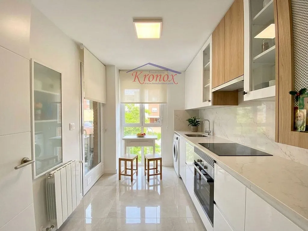 Cucina - Spacious Apartment with South Orientation in Vallecas