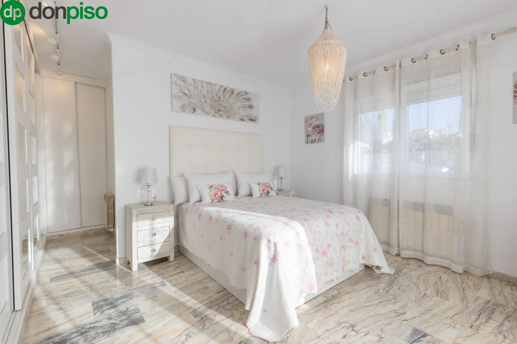 Chambres - Chalet with Private Pool in Calle del Abedul