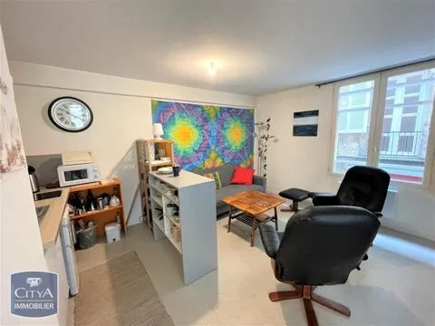 Bureau - Appartement Lumineux en HyperCentre de Clermont-Ferrand