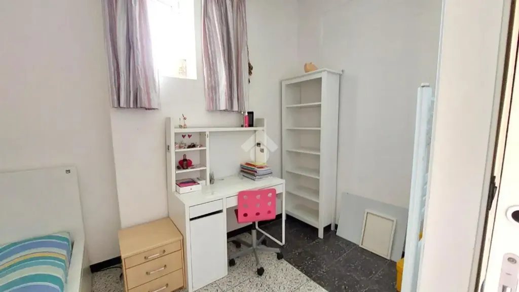 Chambres - Apartment with Balconies near Piazza del Popolo, Latina