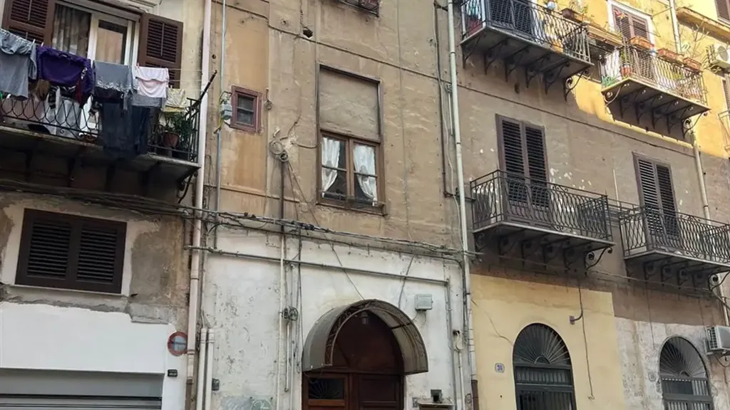 Esterno - Two-Level Apartment with Terraces in Palermo