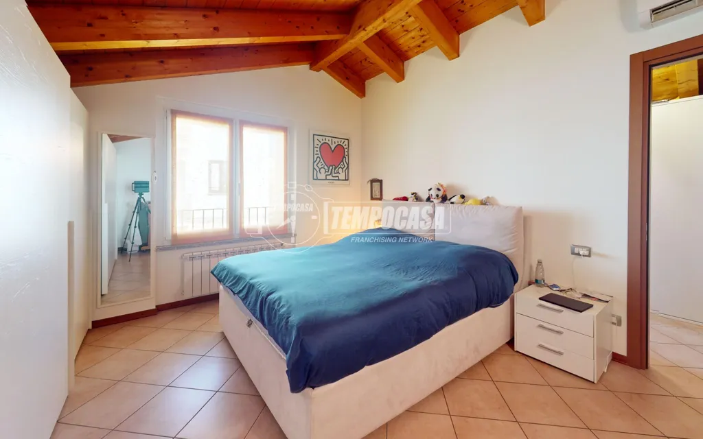 Magamistoad - Mansarded Duplex with Terrace in Rovellasca