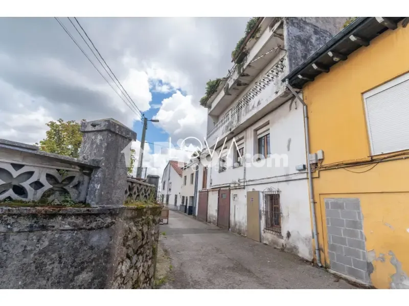 Exterior - Large House with Garden in Adarzo, Santander