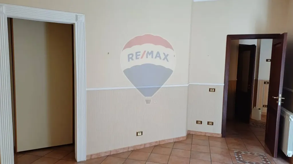 hallway_entrance