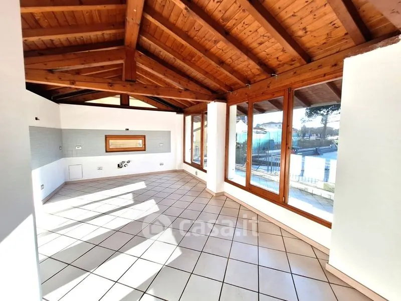 Terrace - Rustic Villa with Private Garden in Trescore Balneario