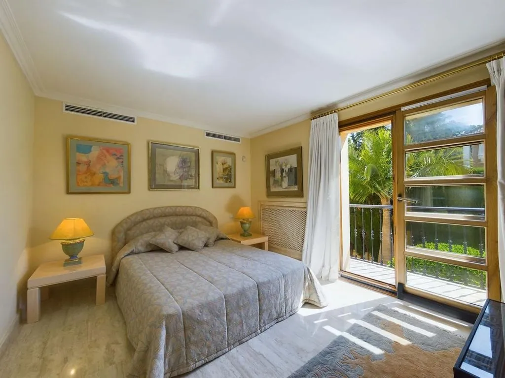 Chambres - Luxury Villa with Pool in Nueva Andalucia