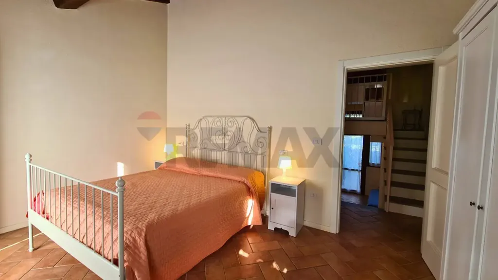 Magamistoad - Bifamiliar Villa with Garden in Gambassi Terme