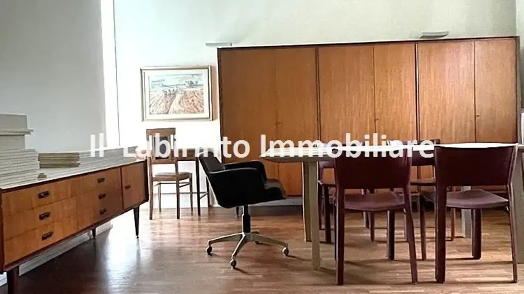 Kabinet - Bifamiliare with Private Garden in Faenza