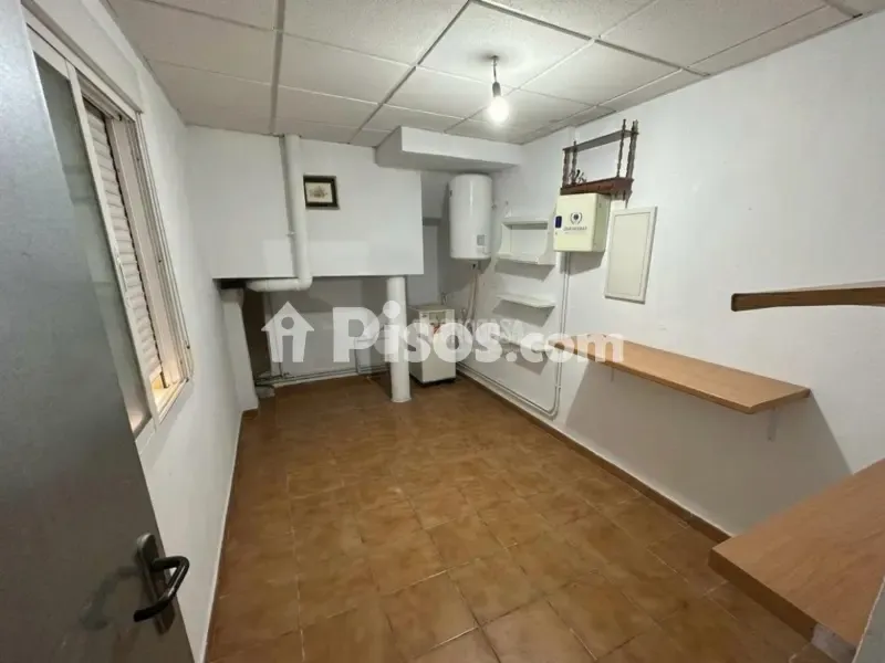 Utility Room - Twin-Storey House with Private Garage in Mengíbar
