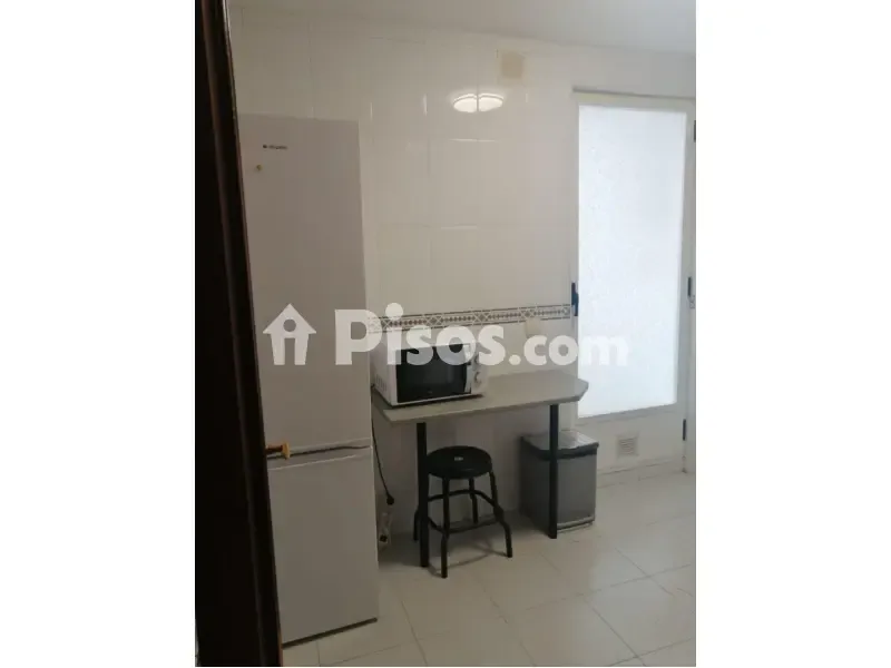 Cucina - Student-Friendly Flat with Balcony in Blanco