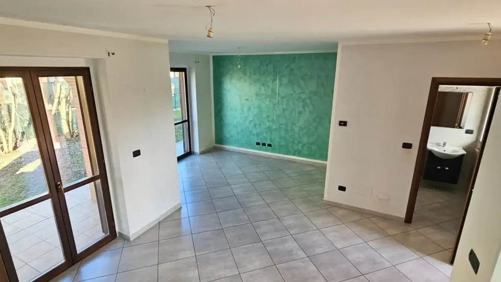 Elutuba - Detached Villa with Private Garden in Cigliano