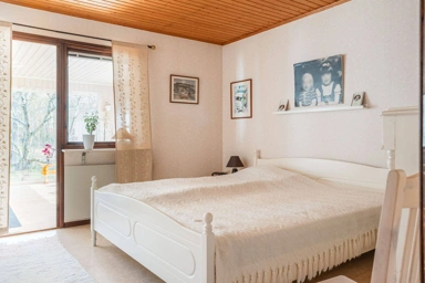 Camere da letto - Spacious Villa with Extended Garage in Popular Area