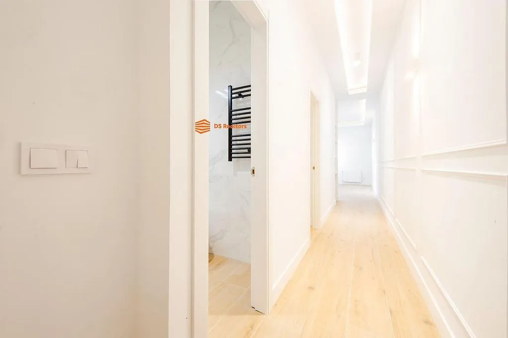 Esik - Modern Flat with A/C in Retiro District