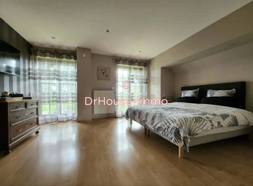 Chambres - Maison avec Piscine et Terrain d'1 Hectare à Blodelsheim