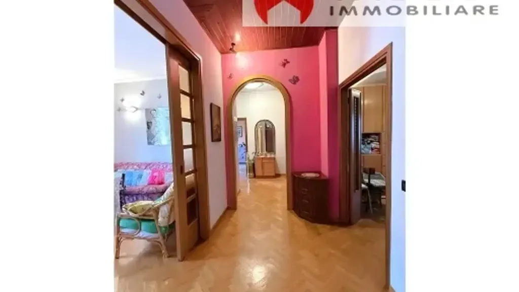 Esik - Apartment with Terraces in Scandicci