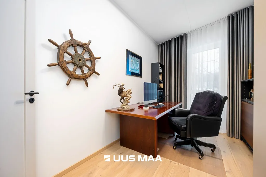 Bureau - New Building Apartment with Park View in Pirita