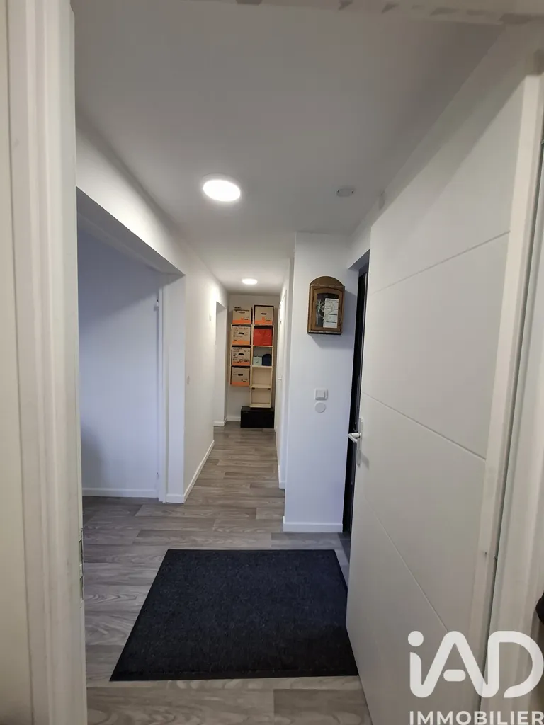 Entrée - Appartement T2 Rénové dans Résidence Calme à Beauvais