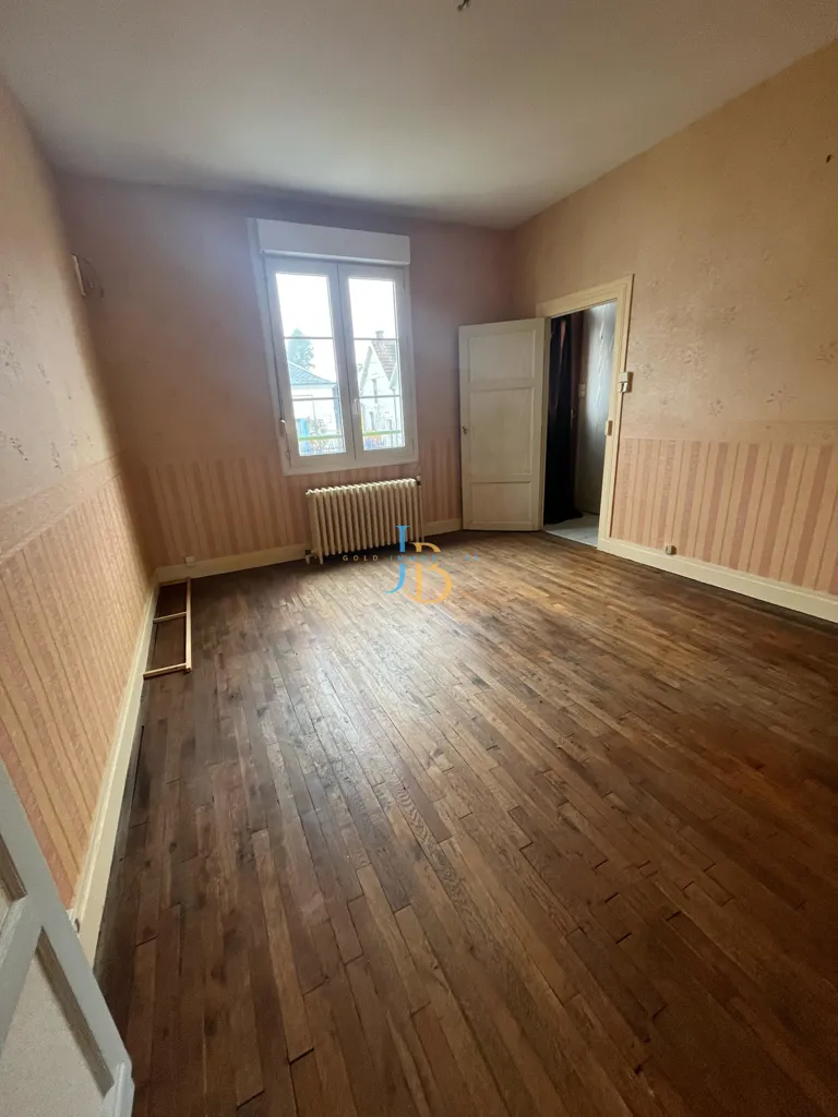 Pièces - Maison à Bourges, Proche de l'Avenue de Saint-Amand
