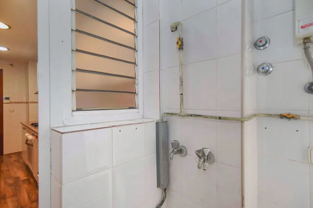 Salles de bain - New Flat with Balcony in Girona