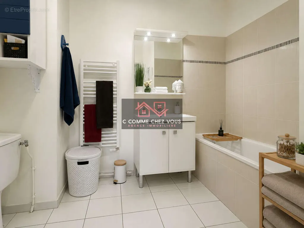 Bagni - Occupied T2 Apartment with Balcony in Quiet Residence