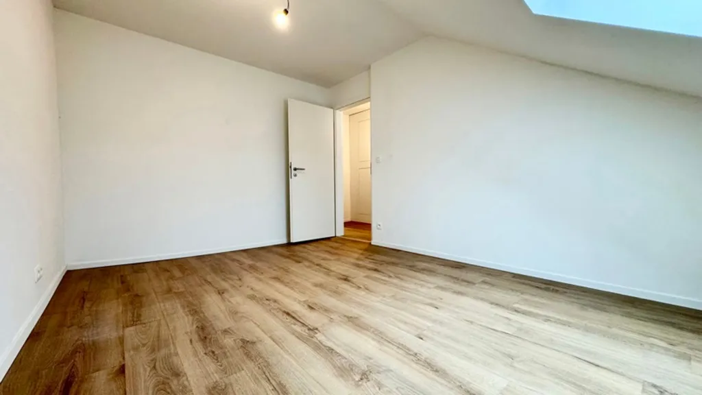 Toad - Renovated Duplex Apartment in Verviers Centre