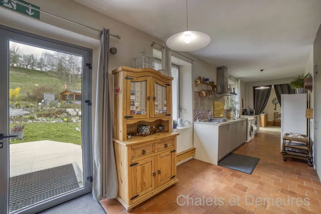 Cucina - Luxury Home with Spa and Pool in Cordon