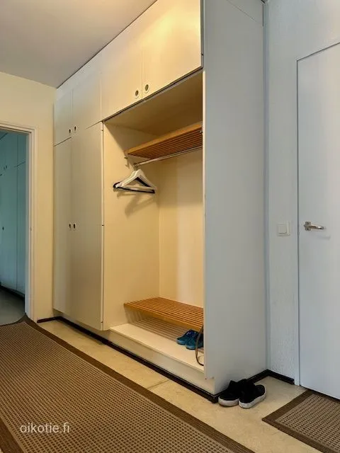 Habitaciones - Spacious Apartment with Balcony in Karhuvuori, Kotka