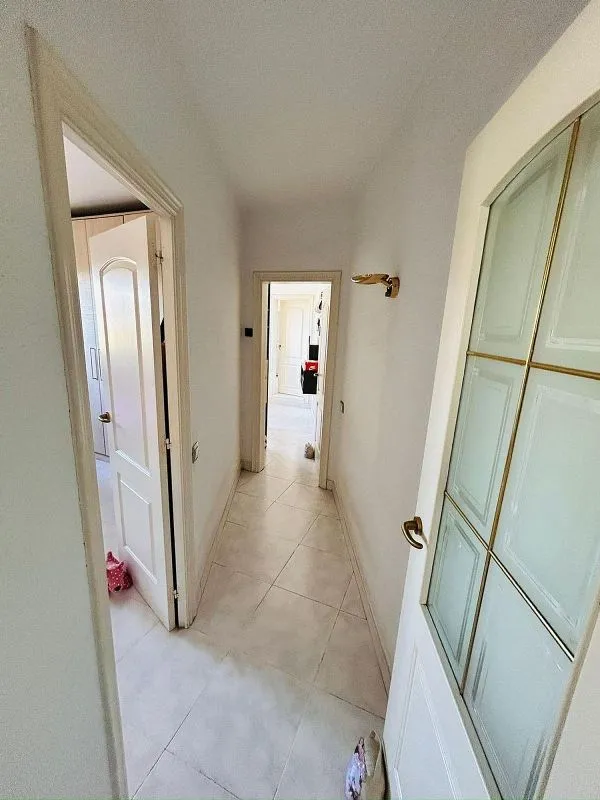Entrée - Modernised Attic with Terrace in Pubilla Cases