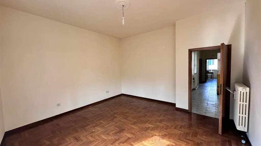 Toad - Rustic Triplex with Garden in Florence