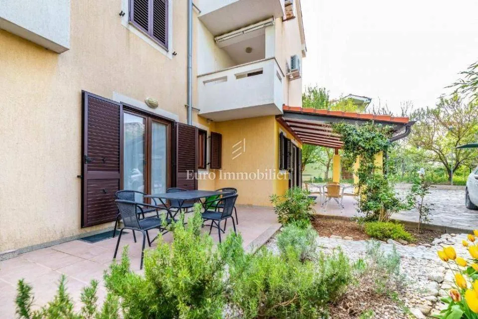 Terrazza - Apartment with Terrace in Baška