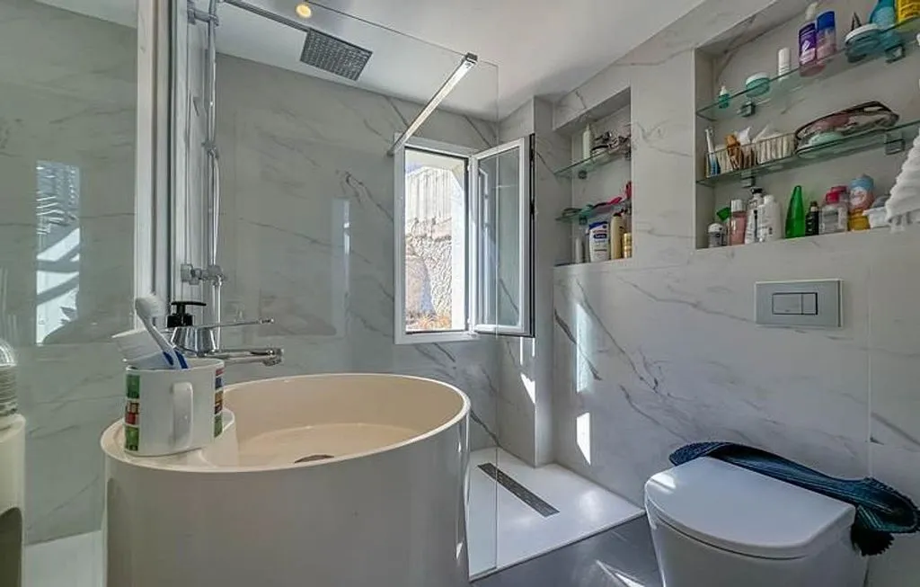 Salles de bain - Villa with Pool and Terrace in Altea la Vella