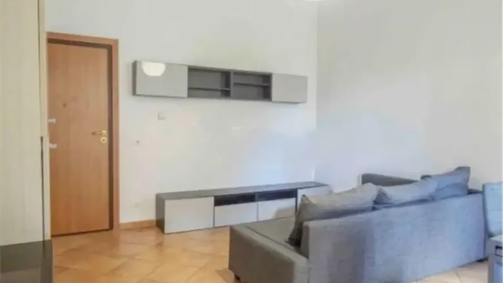 Séjour - Modernised Two-Bedroom Flat with Garden in Rome