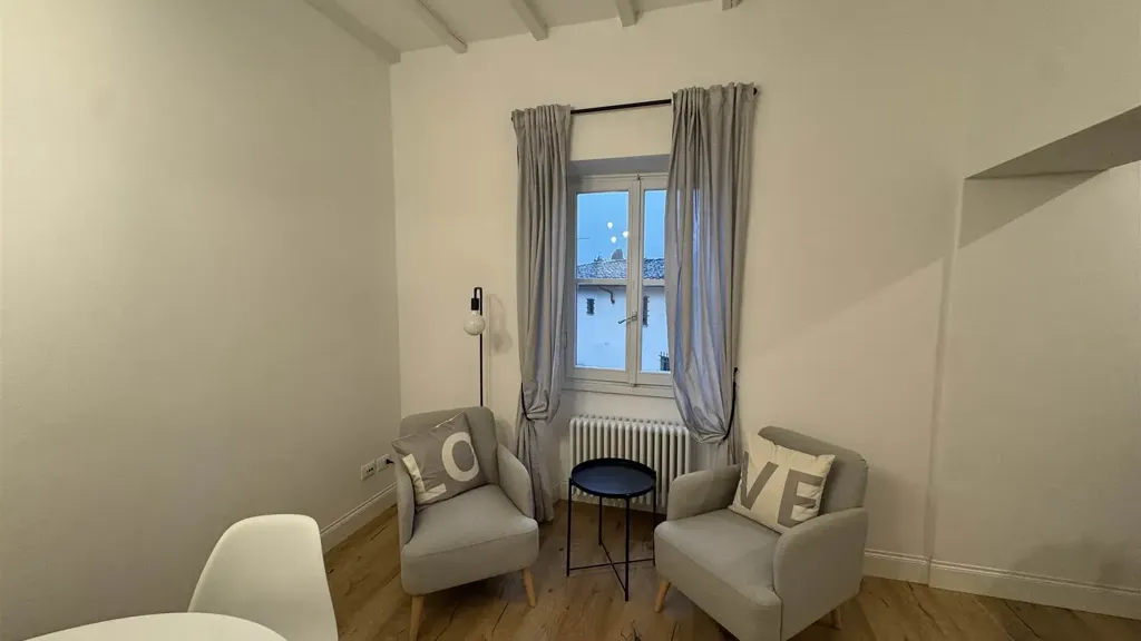Séjour - Refurbished Flat with Bus Stop in Florence