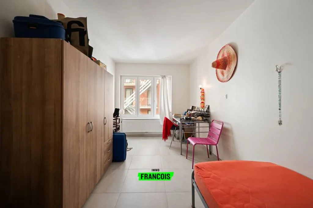 Chambres - Appartement rénové avec vue sur la promenade à Blanke